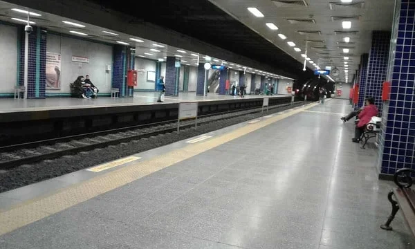 ایستگاه مترو